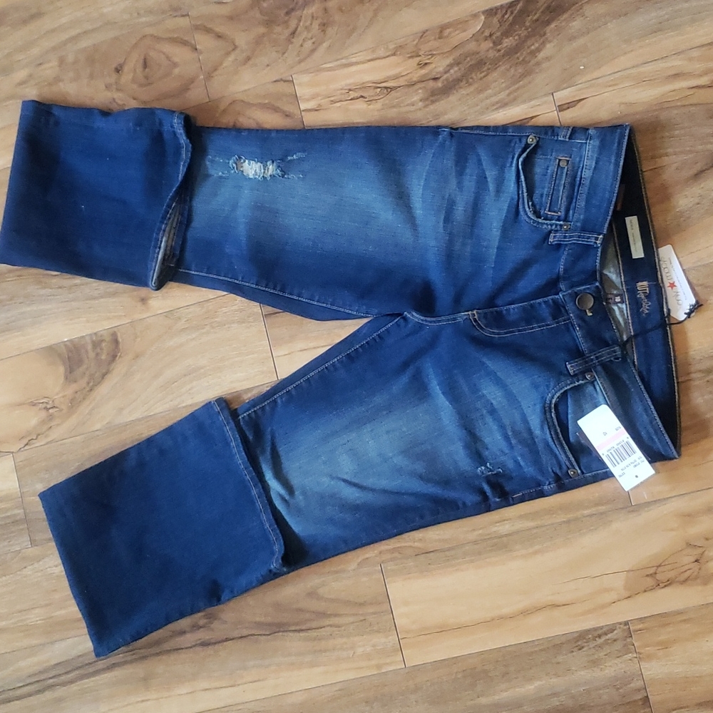 Jean's